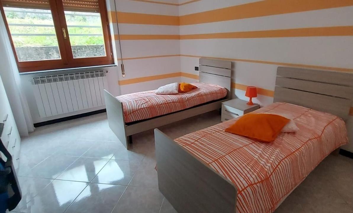 Casa T.U.A. Daire Sale Marasino Dış mekan fotoğraf