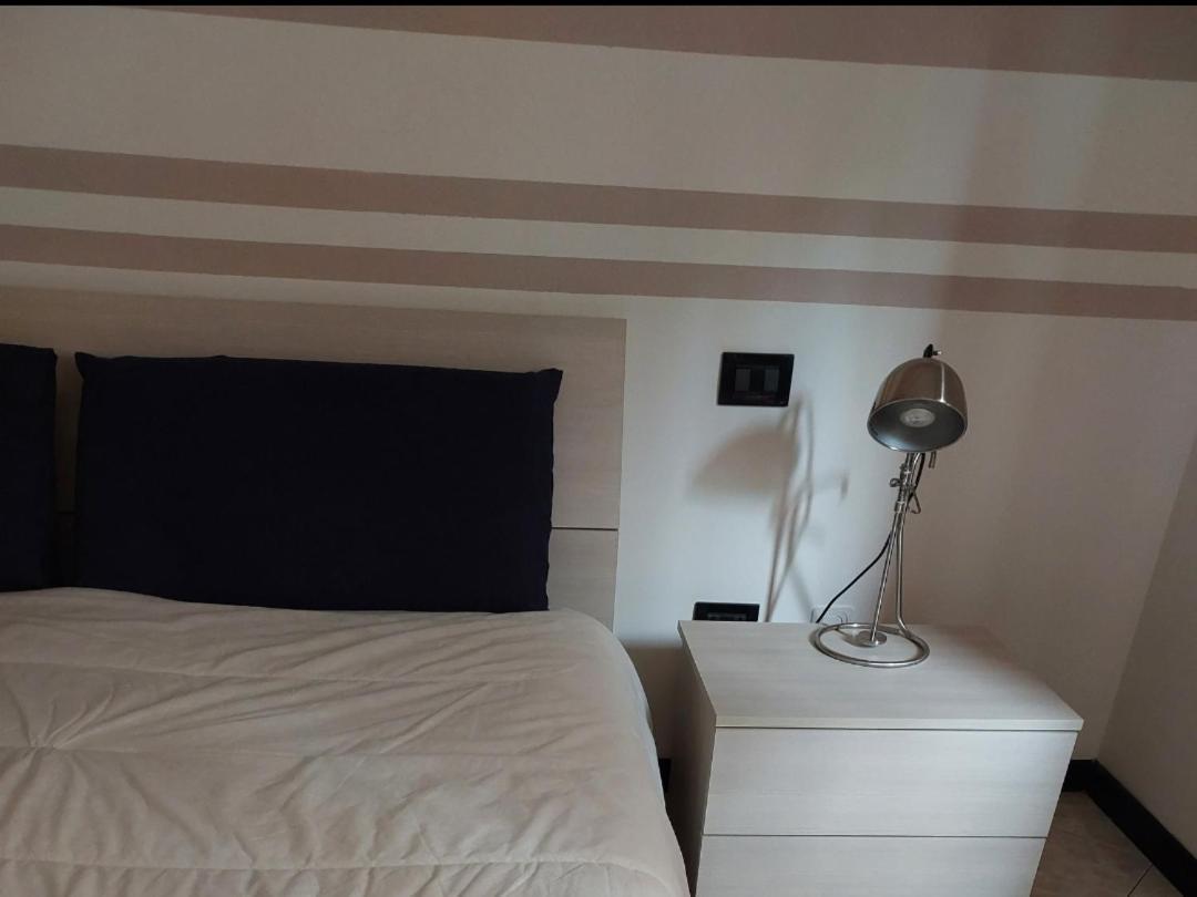 Casa T.U.A. Daire Sale Marasino Dış mekan fotoğraf